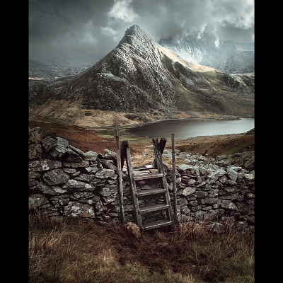 Afon Ogwen with Tryfan in the background in the Eryri / Snowdonia National Park, Wales.